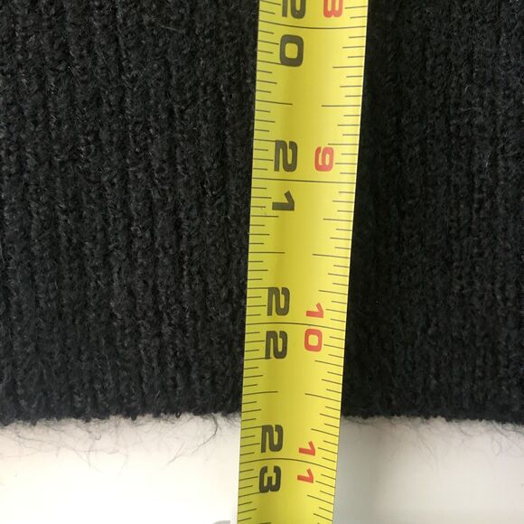 Gap Women’s Black Sweater Size  Small - Picture 8 of 13